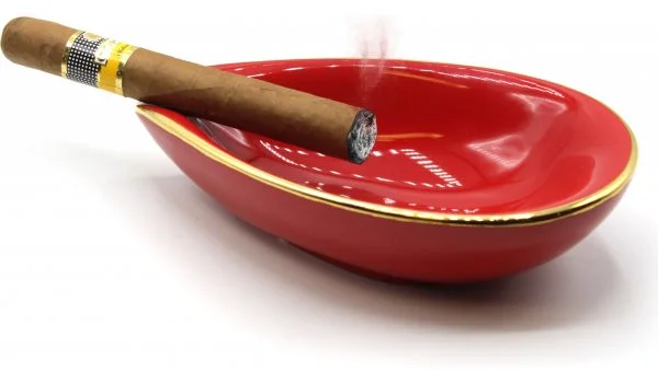 Cenicero de Cerámica adorini en forma de hoja de puro Rojo