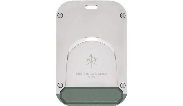 Les Fines Lames: el clip con etiqueta verde oliva